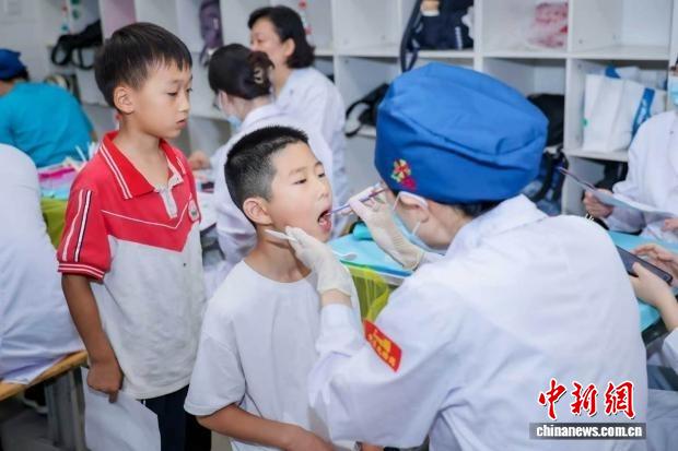 爱游戏（中国）官方网站聚焦数字娱乐资讯与互动内容服务，涵盖热门内容推荐、平台动态、活动专区及专题报道等丰富栏目。网站界面 - aiyouxi